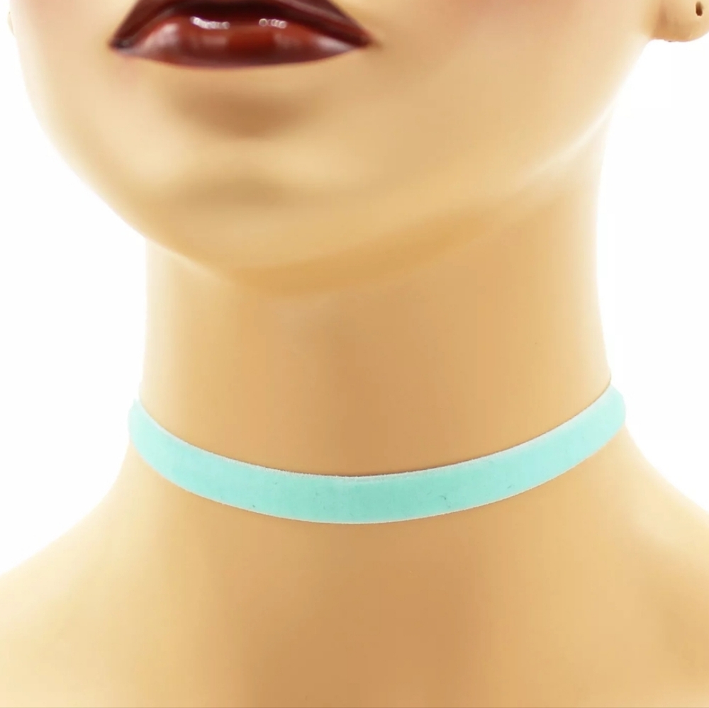Choker necklace 🩵